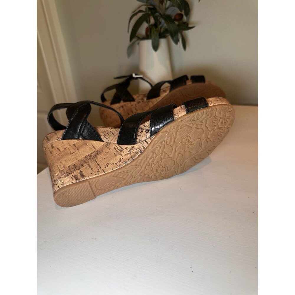 B.O.C. Born Concepts Black Strappy Cork Wedge Heel Sandals Size 8M Comfort - Picture 9 of 10